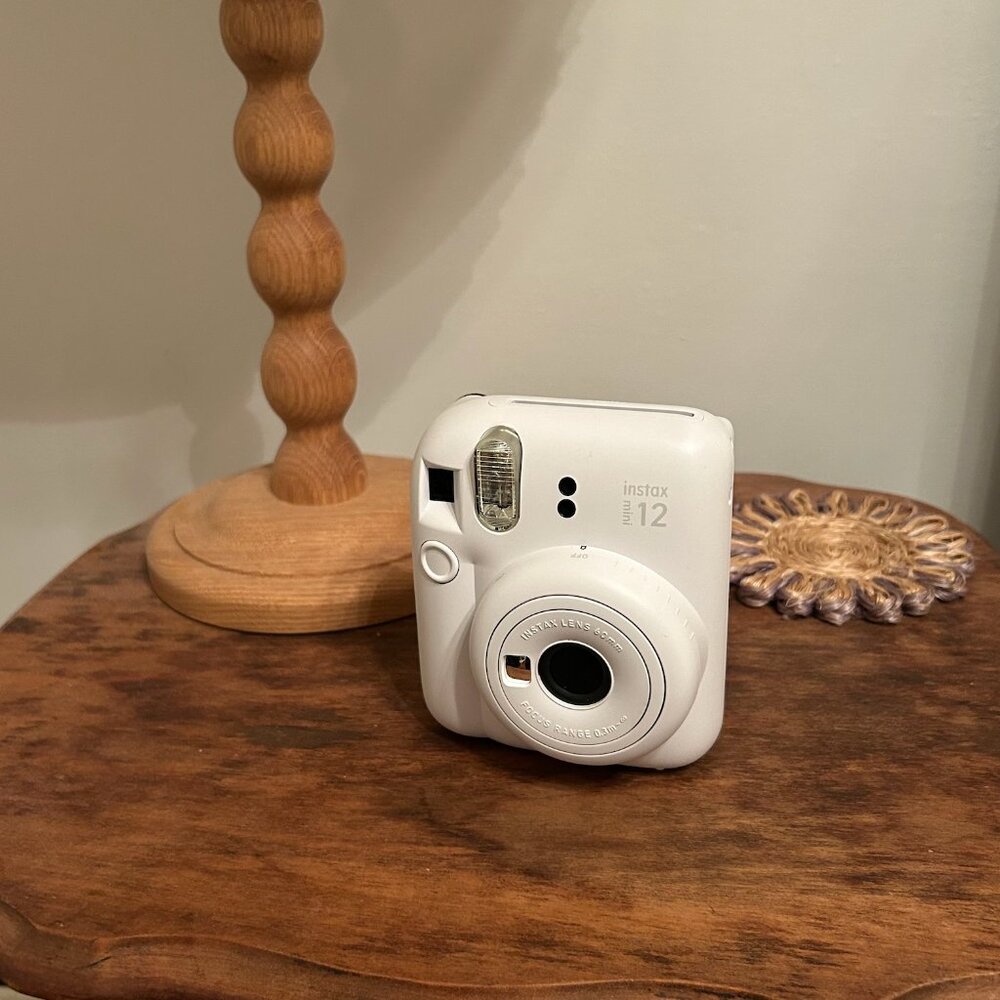 Fujifilm Instax Mini 12 Instant Polaroid Camera White- with carrying case